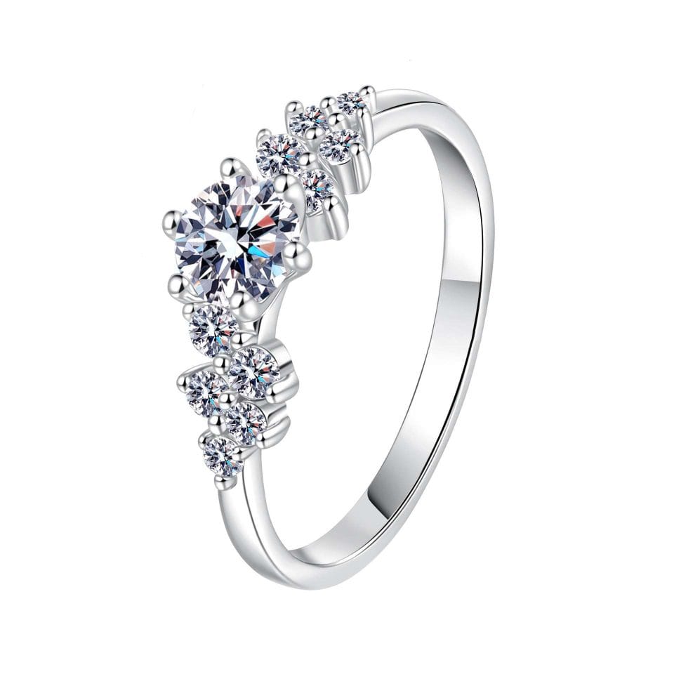 Starlight Cluster Ring (0.50-1ct) | 925 Silver Round Moissanite
