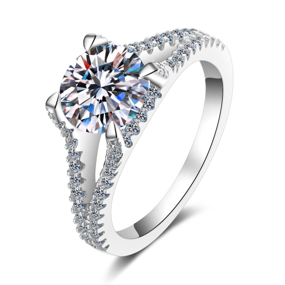 2ct Round-Cut Four-Prong Split Shank Pavé Solitaire Moissanite Ring - 925 Sterling Silver