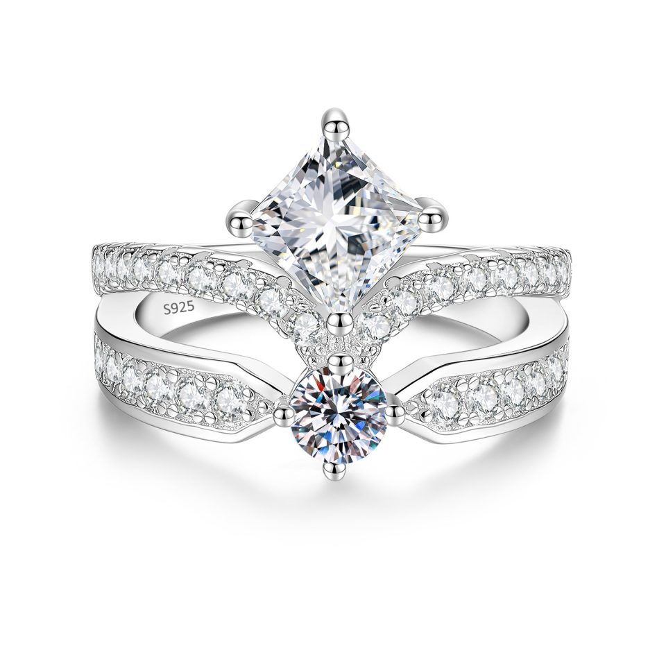 1ct Princess Cut Moissanite Two-Piece Stackable Ring Set